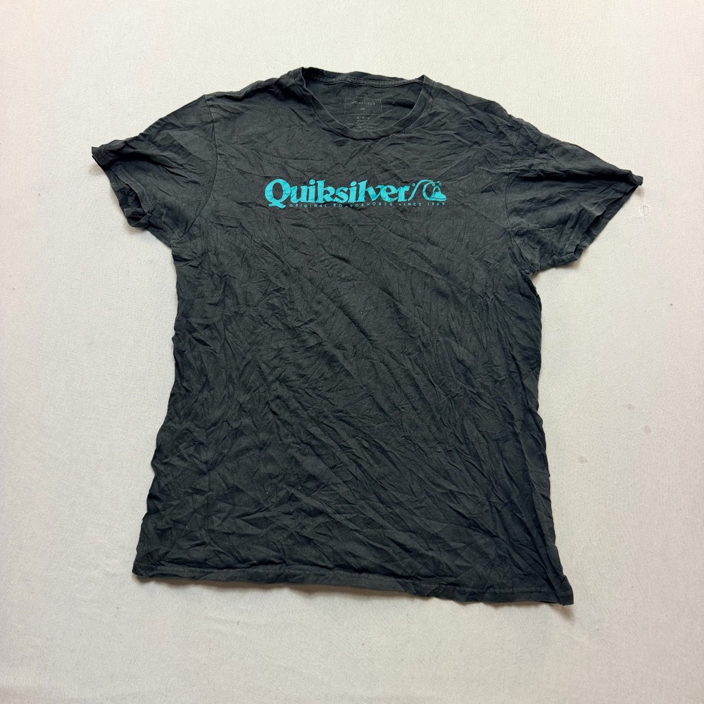 Quiksilver Graphic Tee Mens Medium Black Excellent Short Sleeve Surf Logo Shirt